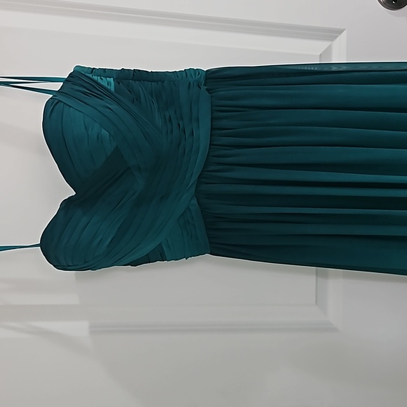 LaFemme Turquoise Gown - Picture 2 of 7